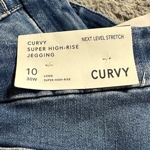 American Eagle Curvy Super High-Rise Jegging - Denim Blue